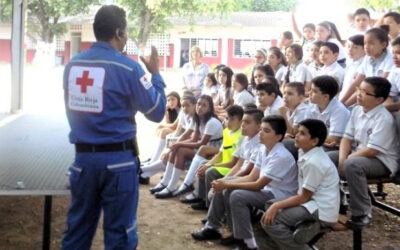30 mil estudiantes de Bucaramanga serán entrenados por la Cruz Roja para atender situaciones de desastre