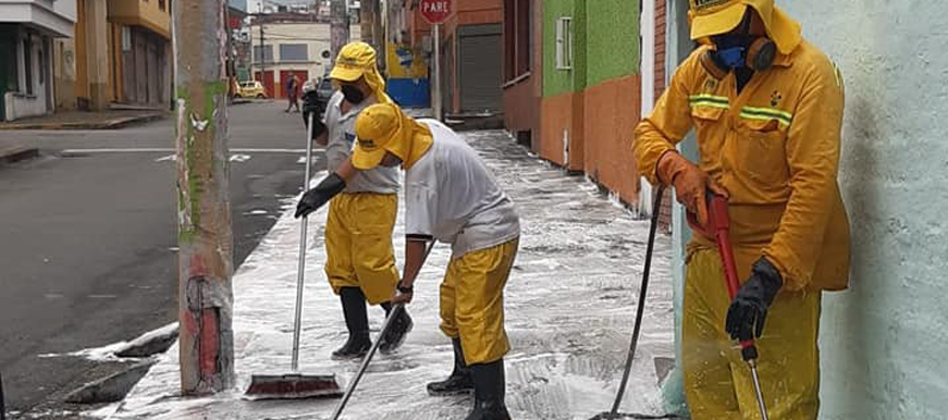 Alcaldía de Bucaramanga realza la labor de los operarios de la EMAB por propiciar entornos limpios, amables y atractivos