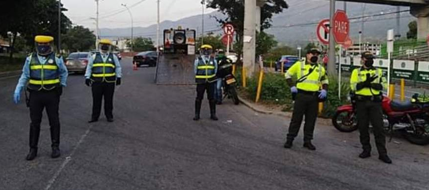 En Bucaramanga Dirección de Tránsito levanta medida de Pico y Placa a personas a las que le coincide con Pico y Cédula