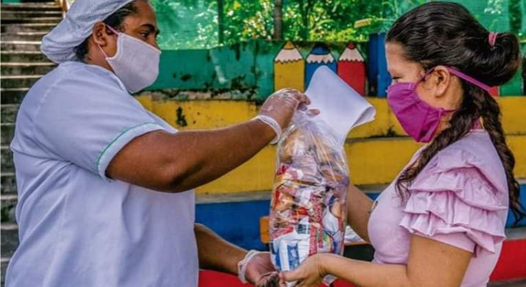 HOY inicia tercera entrega de refrigerios del PAE por Covid-19 en colegios públicos de Bucaramanga