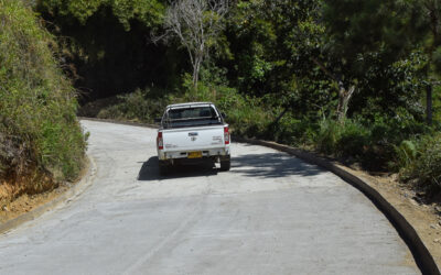 Alcaldía de Bucaramanga construirá 3.000 metros lineales de placa huellas en la zona rural