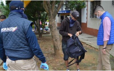 40 extranjeros que ejercían labores limpiavidrios en la ciudad fueron trasladados a su país de origen