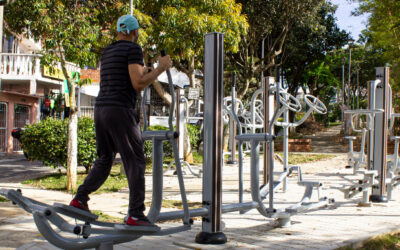 Alcaldía de Bucaramanga adecuó una nueva zona de gimnasio biosaludable en el barrio Manuela Beltrán