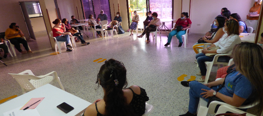 Con mujeres de cuatro comunas de Bucaramanga se cumplió en el barrio Álvarez, otra jornada exitosa de socialización de políticas públicas