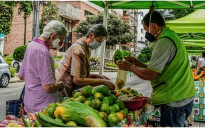 Lazos de hermandad entre campo y ciudad se afianzaron con la reactivación de los Mercadillos Campesinos