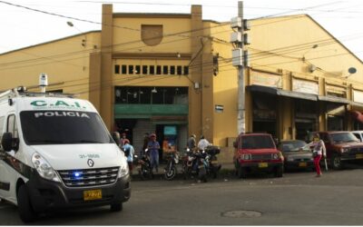 Alcaldía de Bucaramanga realizó operativo de recuperación del espacio público en las inmediaciones a la Plaza San Francisco