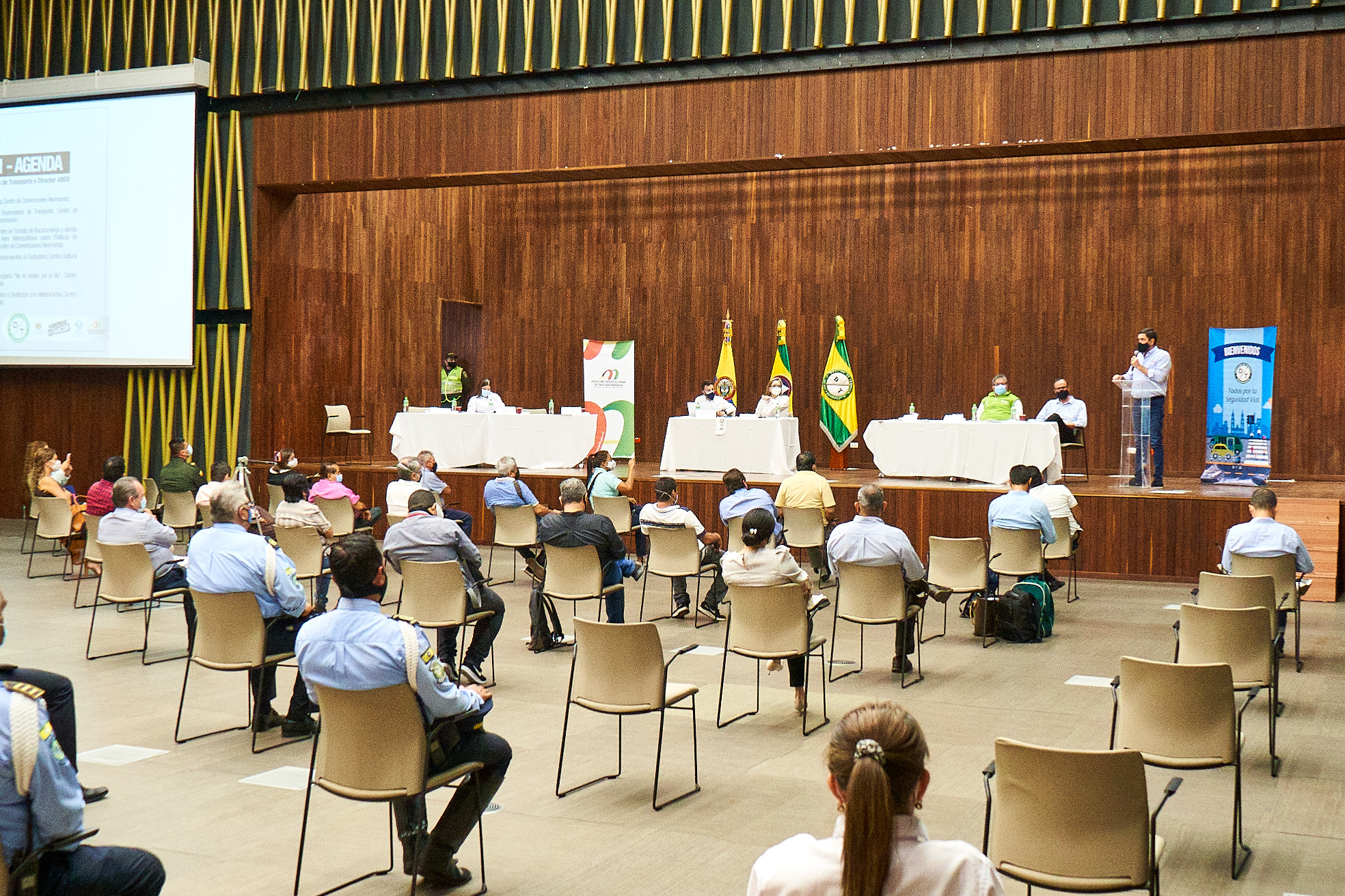Bucaramanga recibe $900 millones por parte de la Agencia Nacional de Seguridad Vial para desarrollar programa de señalización