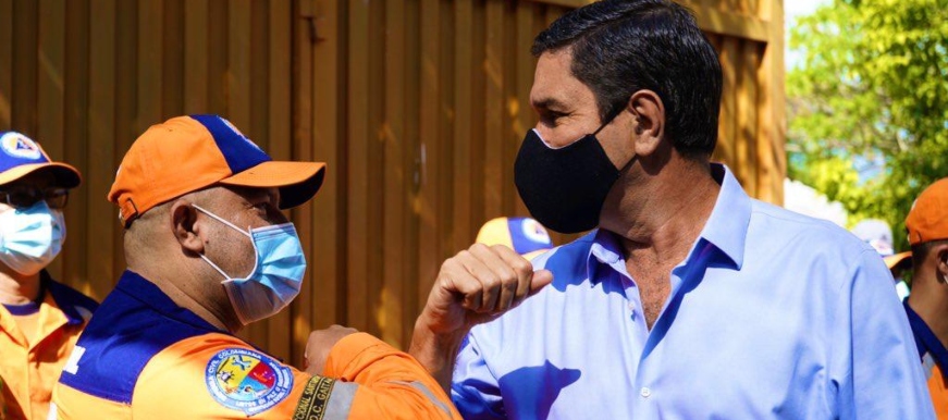 Alcaldía de Bucaramanga entregó nueva dotación de elementos de trabajo a la Defensa Civil