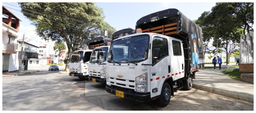 Bucaramanga conmemoró el Día del Reciclador entregando tres camiones a Cooperativas de Reciclaje