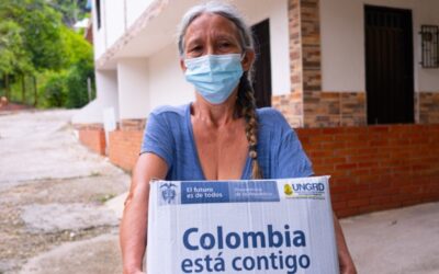 Personas mayores en Bucaramanga recibieron ayudas alimentarias