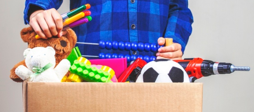 Contribuya con la donación de juguetes o libros nuevos o usados para regalarle una sonrisa a los niños más vulnerables