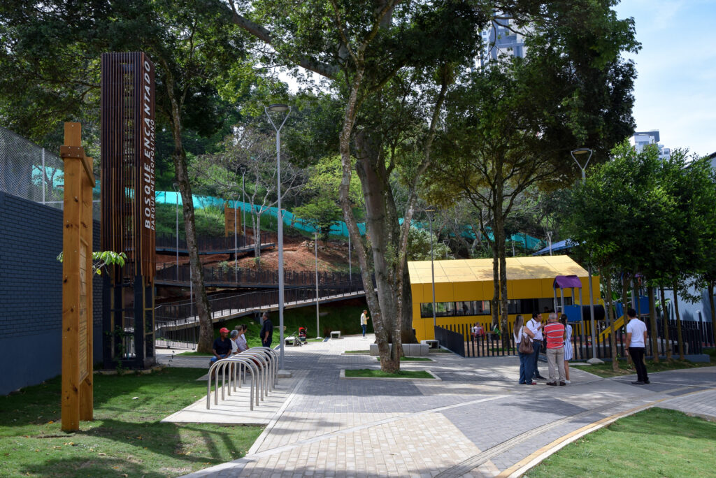 Parque Metropolitano y Ludoteca Bosque Encantado