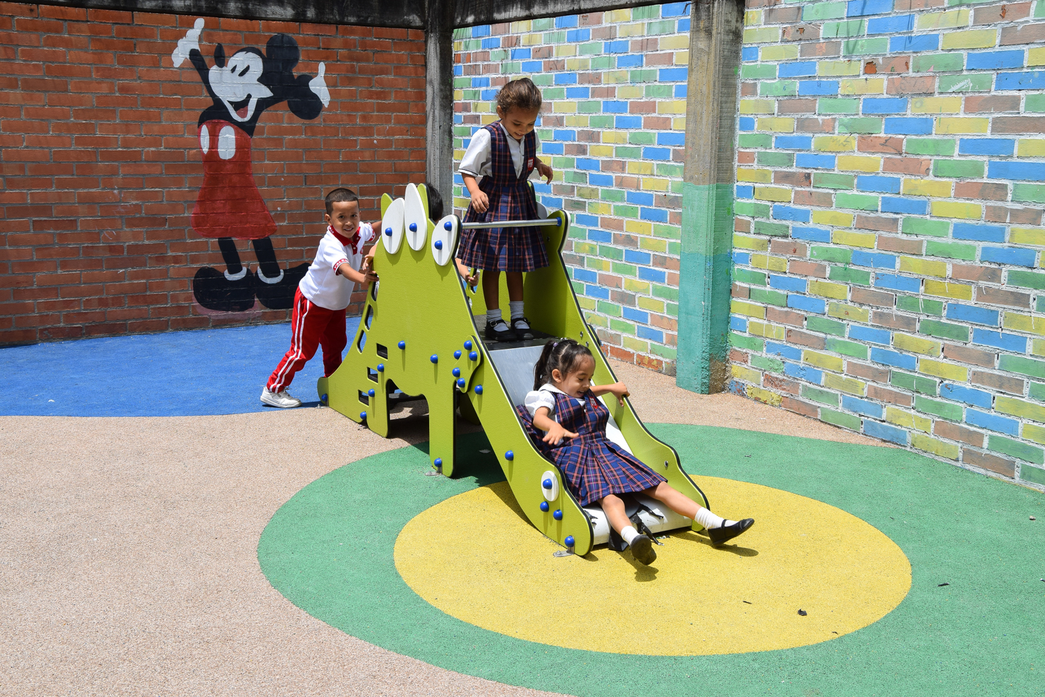 Ambiente de transición Colegio Claverianos