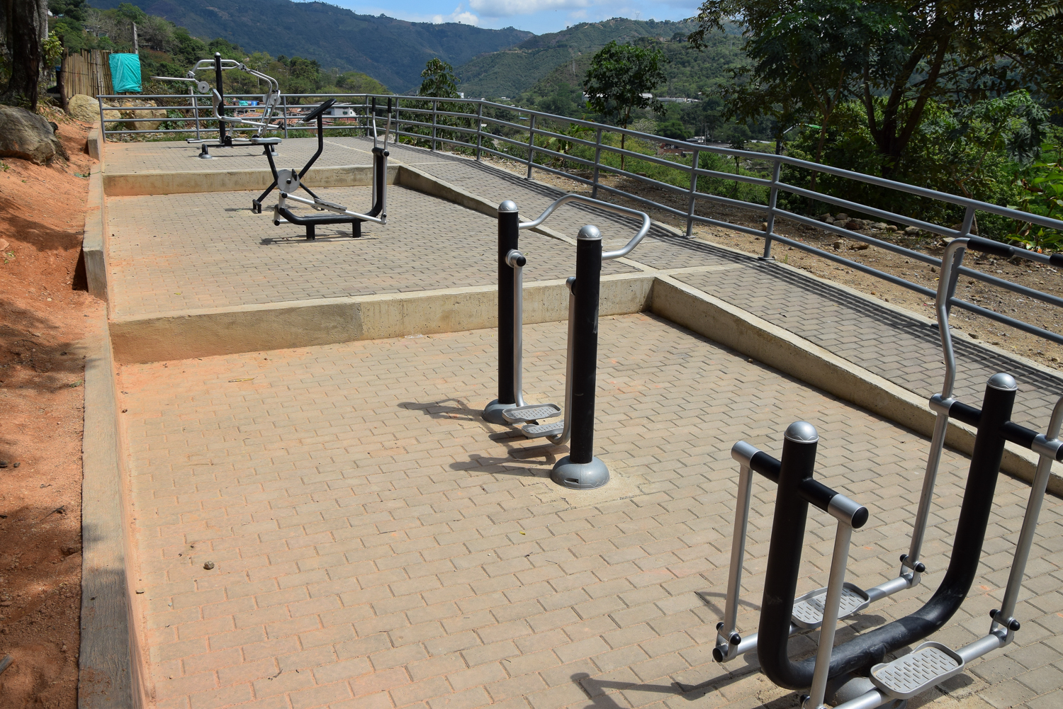 Gimnasio al aire libre Villa Helena II