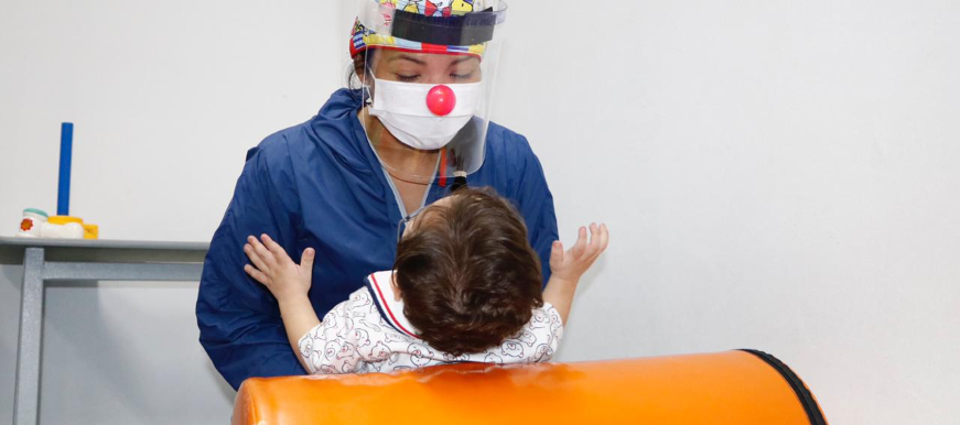 ¿Tiene un familiar con discapacidad? Así puede acceder a un cupo para habilitación y rehabilitación integral 