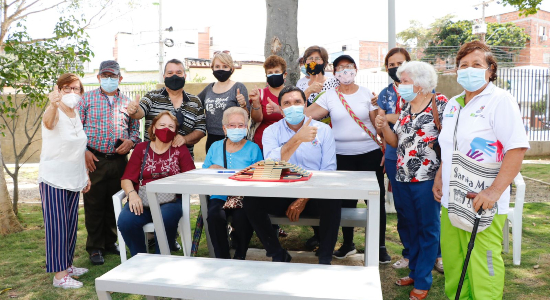 Así se estrenó el Centro Vida Años Maravillosos