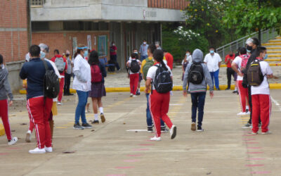 ‘Agüita’ para el Colegio Colorados