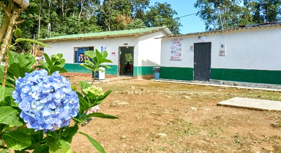 120 proponentes en licitación para transformar dos escuelas en el sector rural