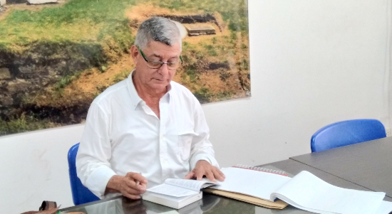 “Ser Maestro, la profesión más linda”: Álvaro Ardila, 50 años de labores