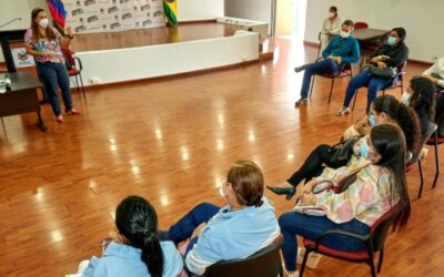 Bucaramanga capacitó a comisarios y comisarias  de familia en enfoque de género