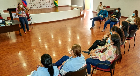 Bucaramanga capacitó a comisarios y comisarias de familia en enfoque de género