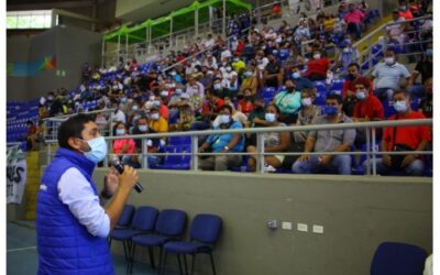 Alcaldía socializó ‘Bucaramanga Mi Espacio’ a los vendedores informales