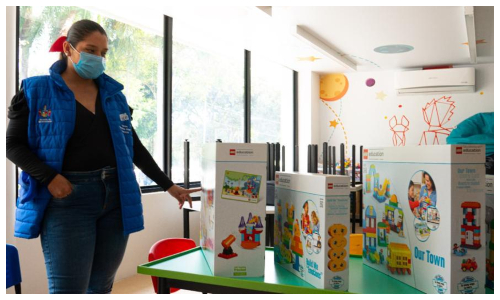 Fotografía: Cristian Luna / Prensa Alcaldía de Bucaramanga. Dotación de elementos pedagógicos tipo lego a ludotecas.