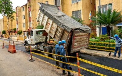 Se siguen tapando los huecos en Bucaramanga