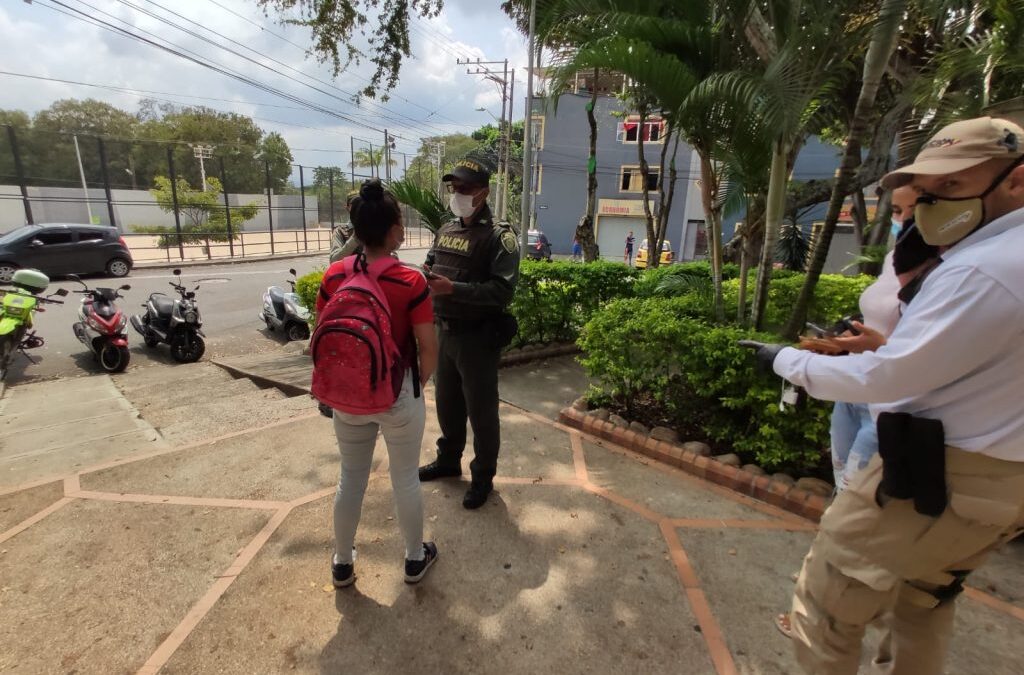 Así fue la captura de una mujer que utilizaba una menor para mendicidad