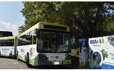 Primer bus eléctrico al servicio de Metrolínea recorre las vías de Bucaramanga