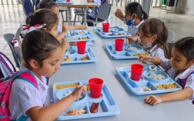 En el colegio Bicentenario más de mil estudiantes disfrutan todos los días del PAE