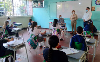 Colegio Bicentenario, ejemplo en la ciudad por mantener el 100% de presencialidad