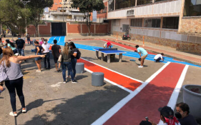 Con urbanismo táctico se recuperó espacio público frente al Colegio Santander