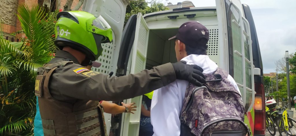 Así se refuerzan los controles de seguridad en la Calle de los Estudiantes