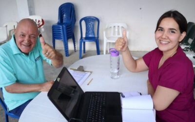 Así es la nueva vida de Iván, el adulto mayor que salió de las tinieblas a la luz