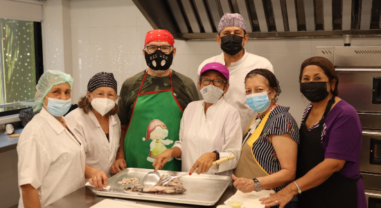 Así puede inscribirse en el curso de cocina saludable para adultos mayores