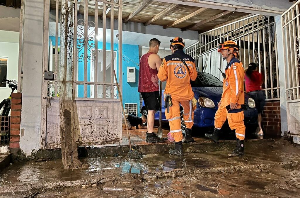 Alcaldía atiende las afectaciones por lluvias en Bucaramanga
