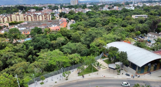 Después de 30 años de abandono, así renace el parque Los Héroes