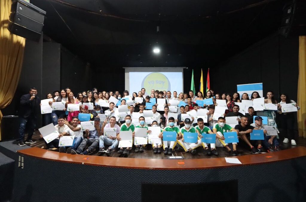 100 jóvenes se graduaron de la primera fase del programa ‘Nuevas Oportunidades’ de la ONUDC