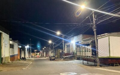 Más de 130 luminarias se cambiaron por garantía en el barrio Chapinero ¡Así lucen sus calles ahora!
