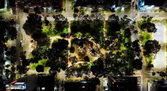 El Parque San Pío estrena moderna iluminación ¡Así de radiante luce ahora!