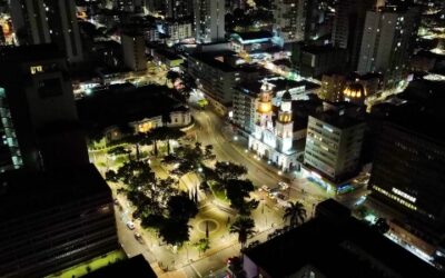 El parque Santander volvió a brillar ¡Así quedó su nueva iluminación!