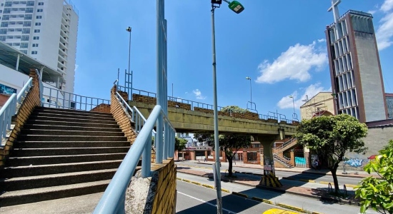 Se abrió proceso de contratación para el mantenimiento de seis puentes peatonales