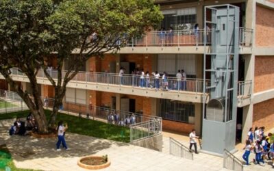 Se garantiza el servicio de vigilancia para contribuir en la seguridad de los colegios oficiales