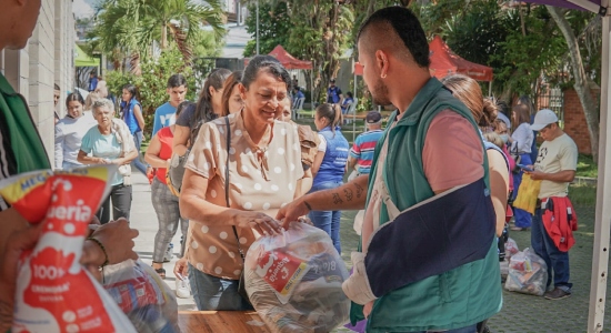 Entregamos, gracias al BBVA, más de 500 mercados a familias en condición de vulnerabilidad