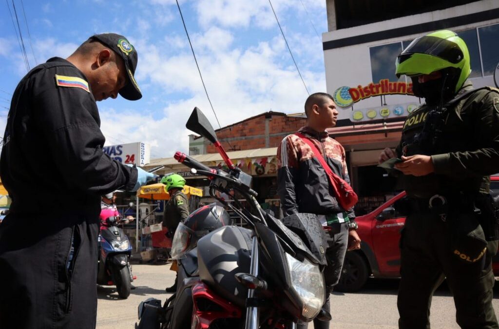 Galería: Se desplegó robusto operativo de control en seguridad en el barrio Kennedy