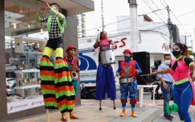 Prográmese para la pasarela de moda de calzado en San Francisco
