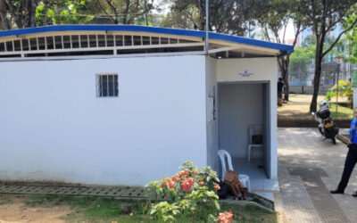 Habitantes en calle de Bucaramanga cuentan con batería sanitaria