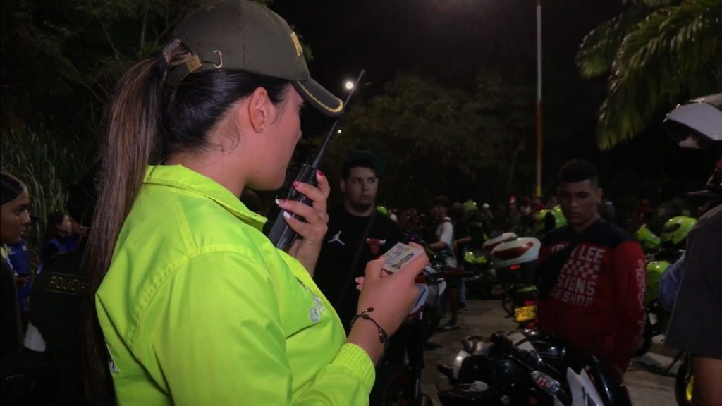 Más de 90 motos inmovilizadas y tres capturados en redada contra los ‘piques ilegales’
