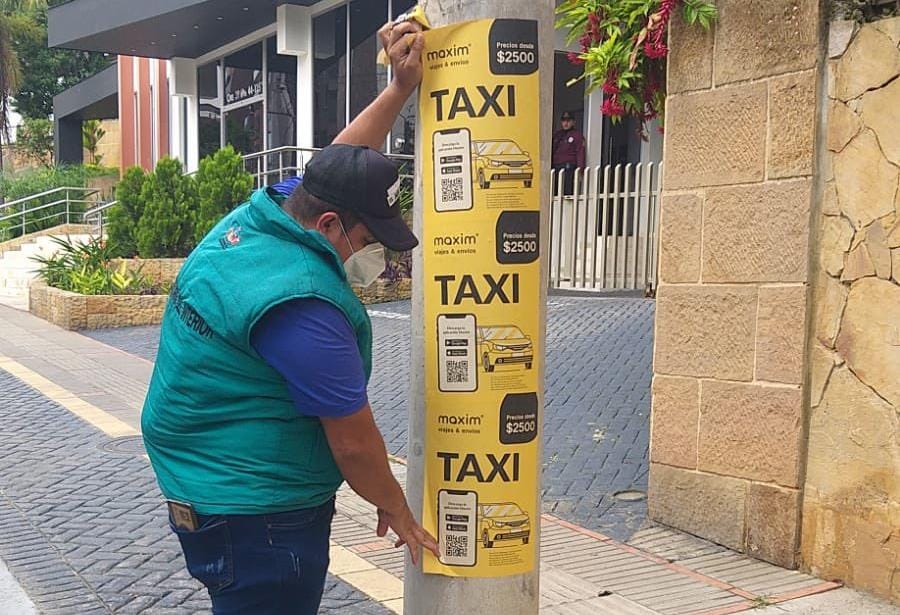 Alcaldía impuso multa de $39 millones a empresa de transporte móvil por publicidad ilegal